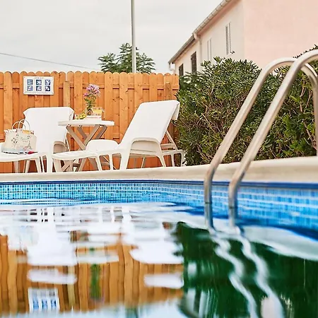 Apartments Adriapag Pag Town Exterior foto
